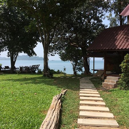 Starlight Beach Resort Koh Phayam Zewnętrze zdjęcie