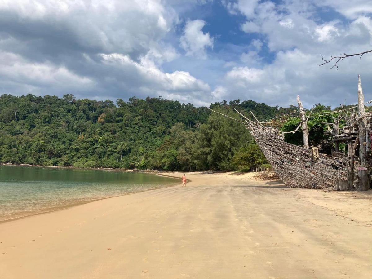 Starlight Beach Resort Koh Phayam Zewnętrze zdjęcie