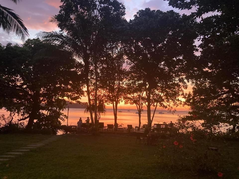 Starlight Beach Resort Koh Phayam Zewnętrze zdjęcie