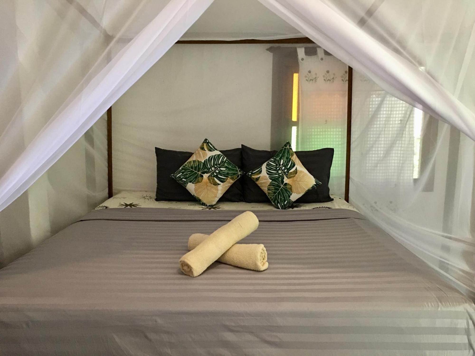 Starlight Beach Resort Koh Phayam Zewnętrze zdjęcie