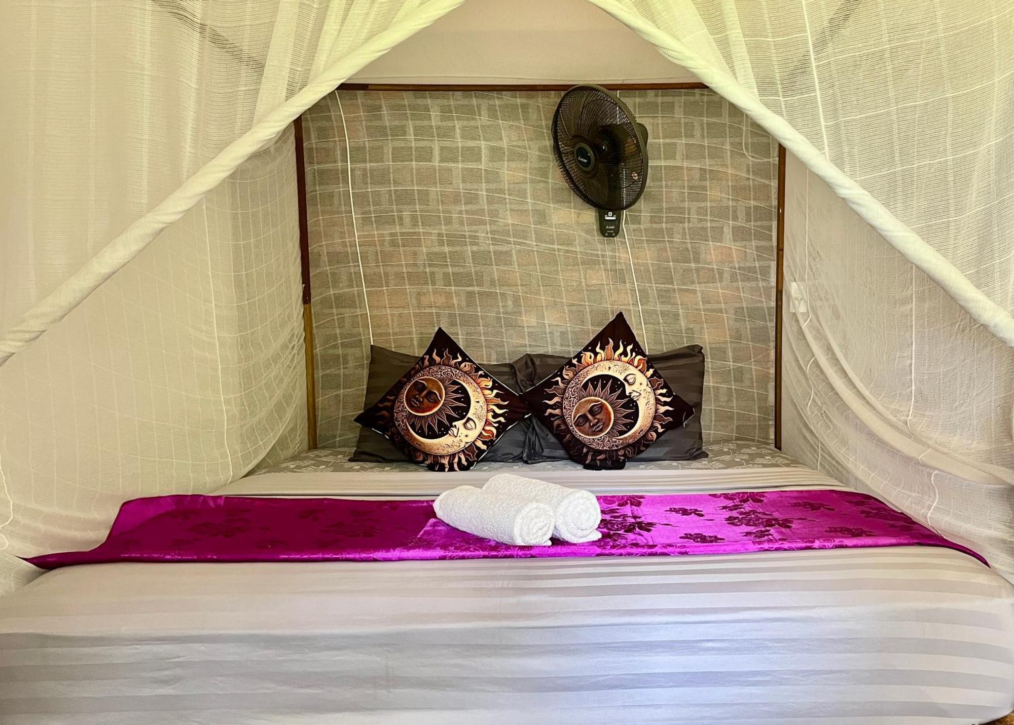 Starlight Beach Resort Koh Phayam Zewnętrze zdjęcie