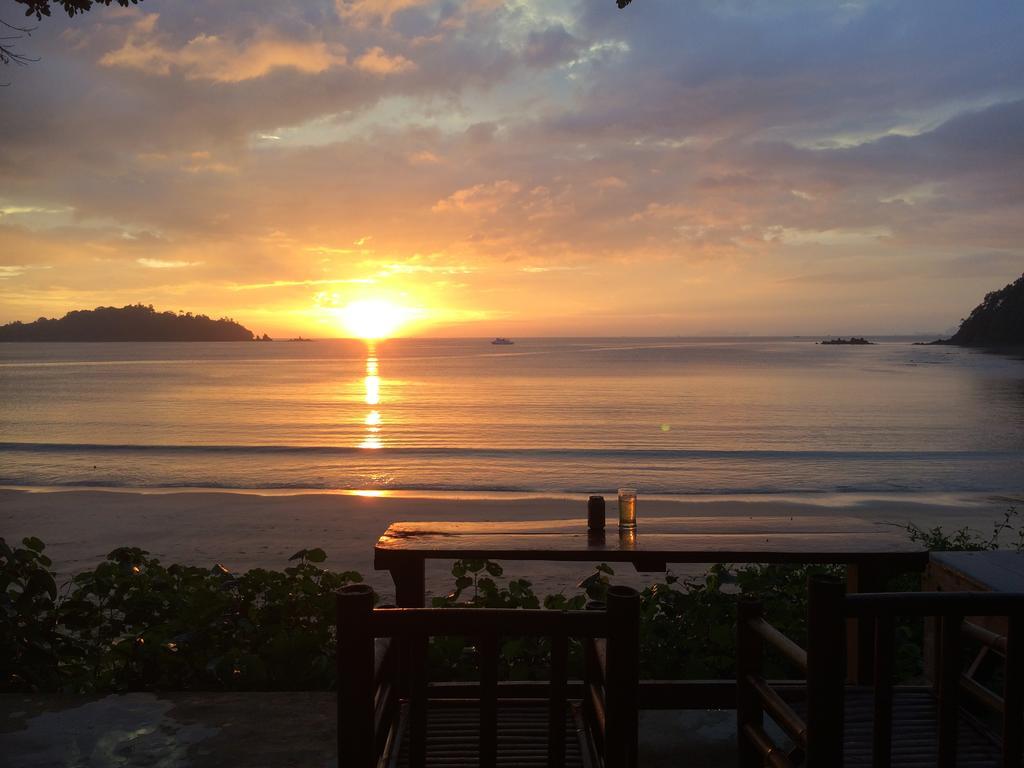 Starlight Beach Resort Koh Phayam Zewnętrze zdjęcie