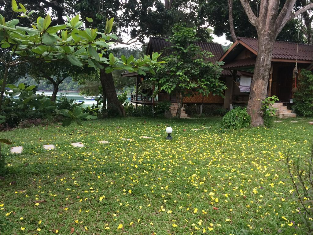 Starlight Beach Resort Koh Phayam Zewnętrze zdjęcie